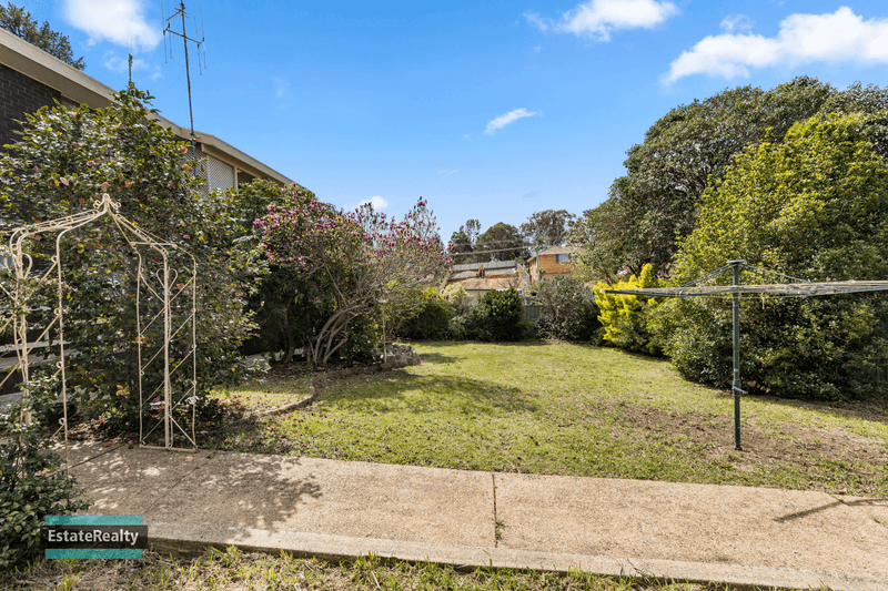 3 Breden Pl, Crestwood, NSW 2620