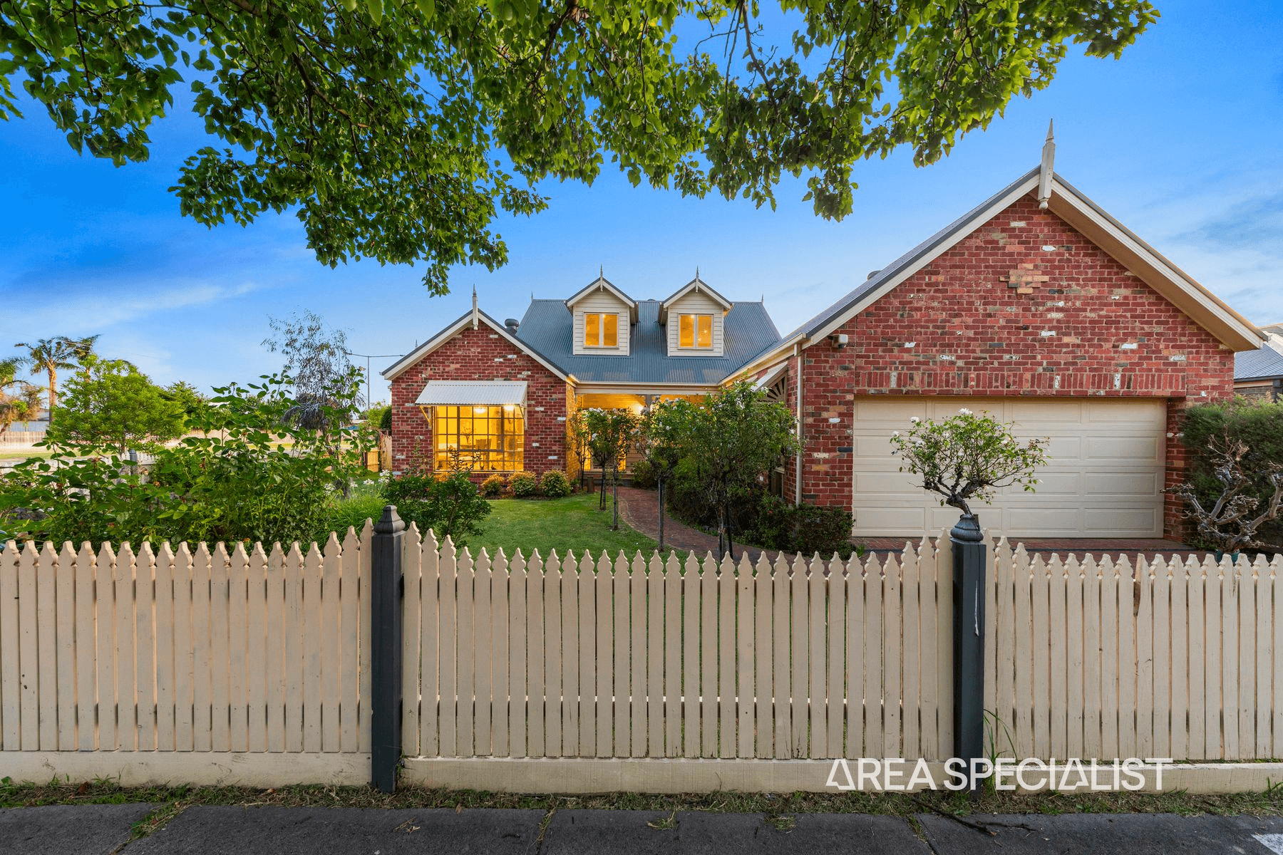 1 Heritage Boulevard, Pakenham, VIC 3810