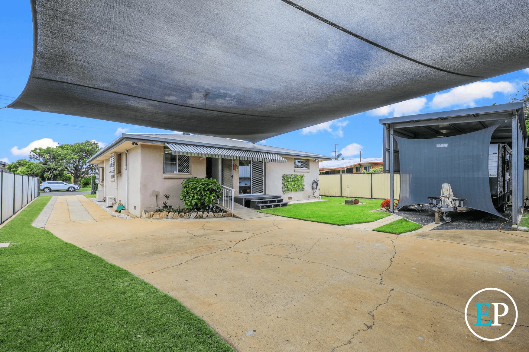 9 Richards Street, SVENSSON HEIGHTS, QLD 4670