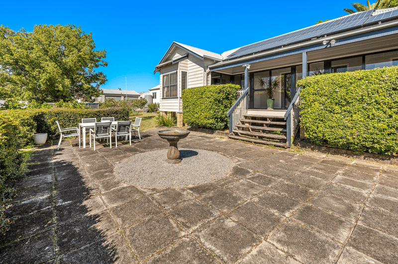 33 Moore Street, DUNGOG, NSW 2420