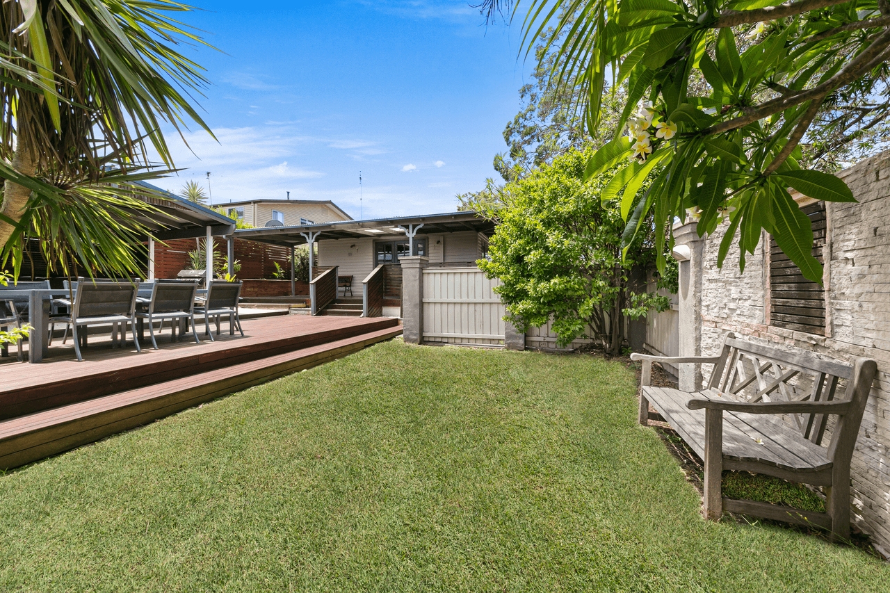 30 Coonanga Avenue, BUDGEWOI, NSW 2262