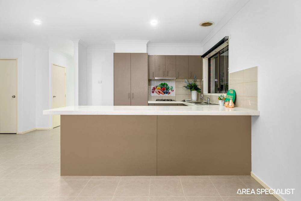 71 Tangemere Way, Cranbourne East, VIC 3977