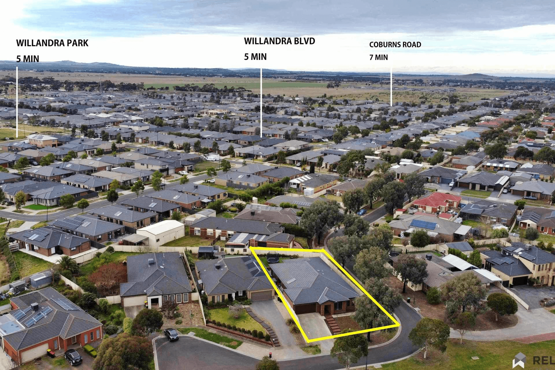 9 Micasa Place, Harkness, VIC 3337