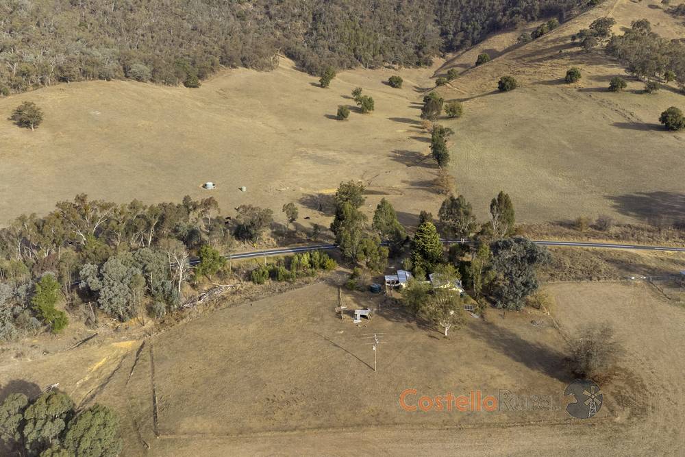 8243 Murray River Rd, Walwa, VIC 3709