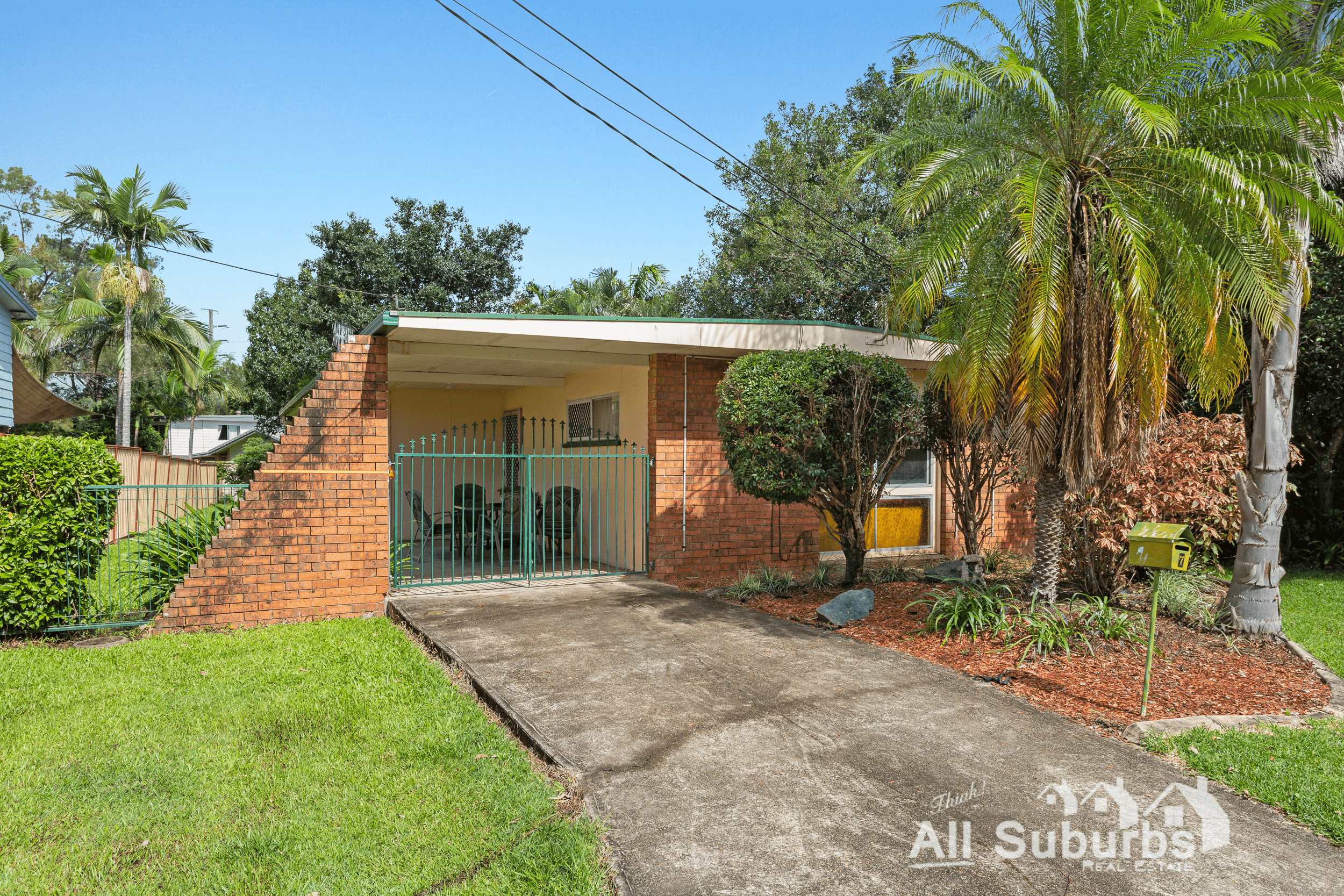 7 Inverell Court, LOGANHOLME, QLD 4129