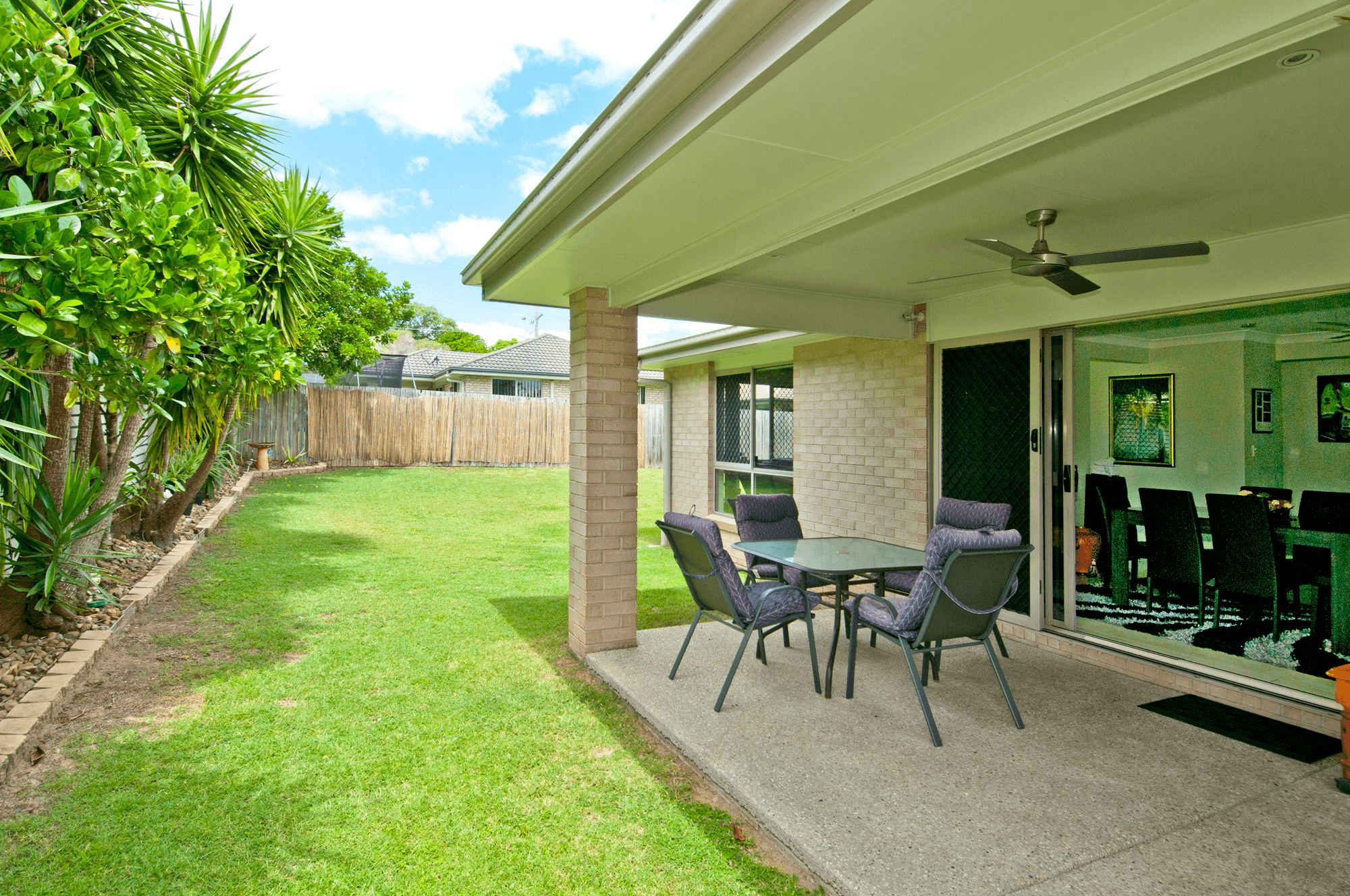 2 Sunflower Street, WATERFORD WEST, QLD 4133