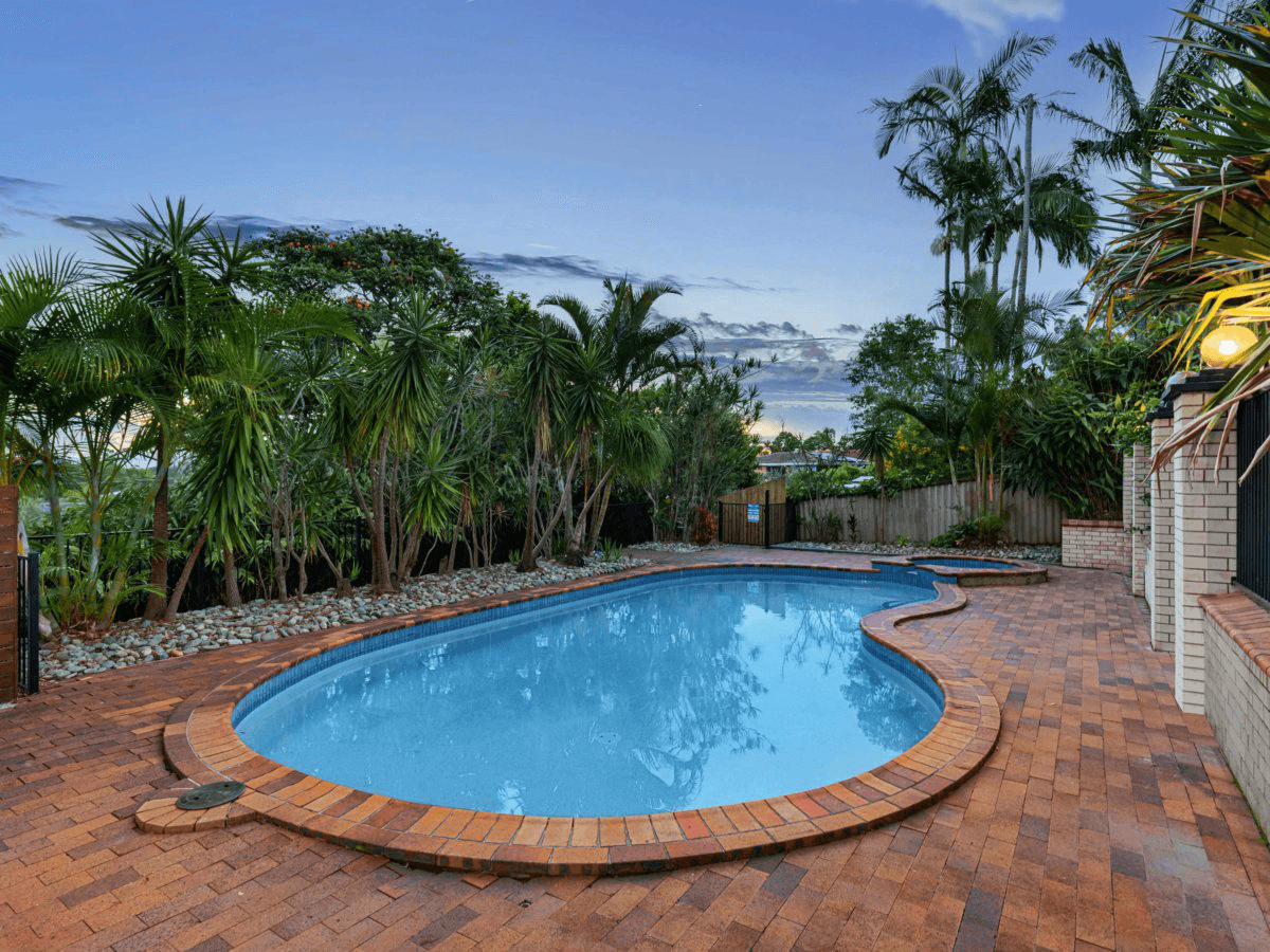 16 Flinders Avenue, MOLENDINAR, QLD 4214