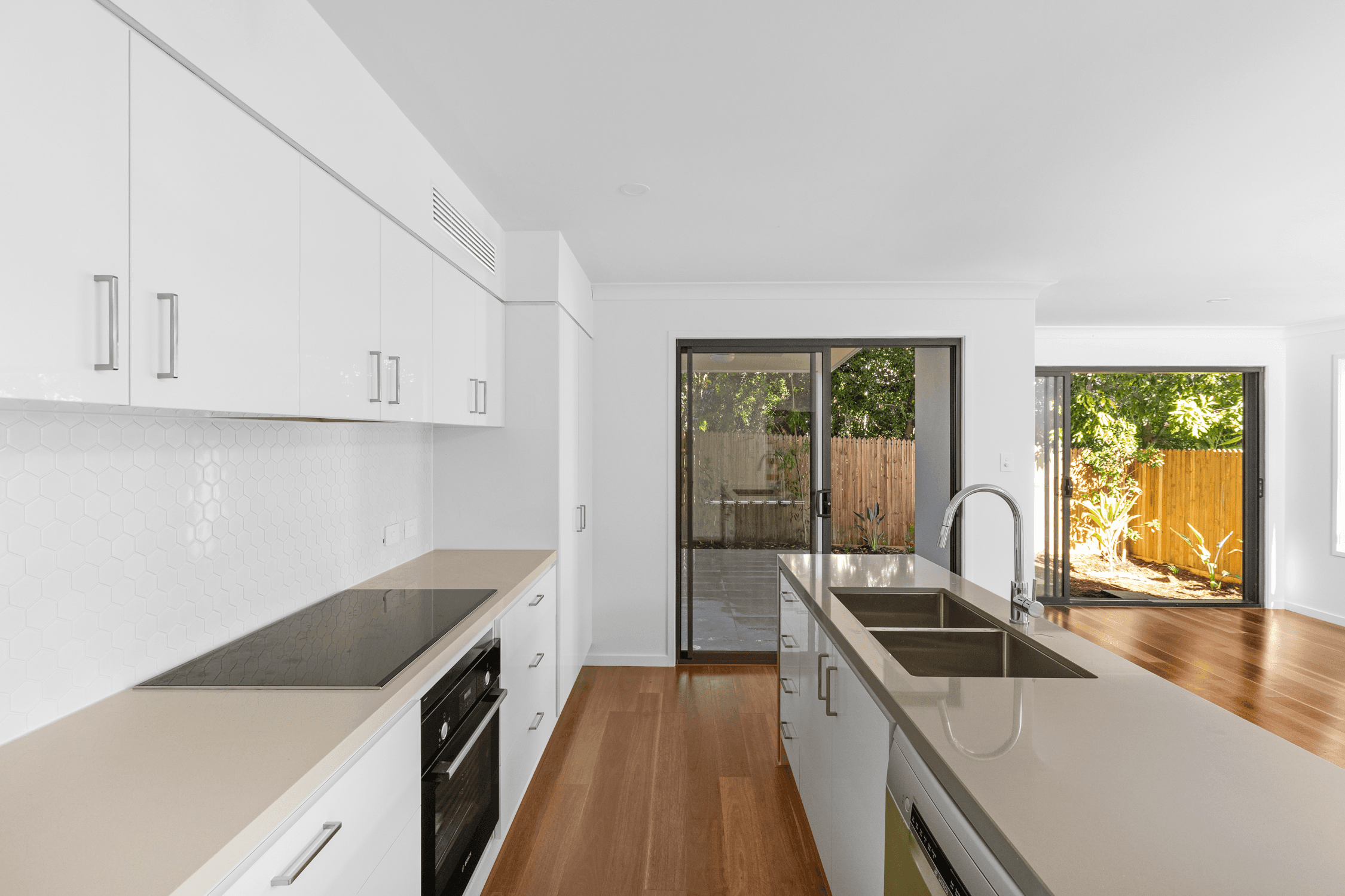 58B Hunter Street, GREENSLOPES, QLD 4120