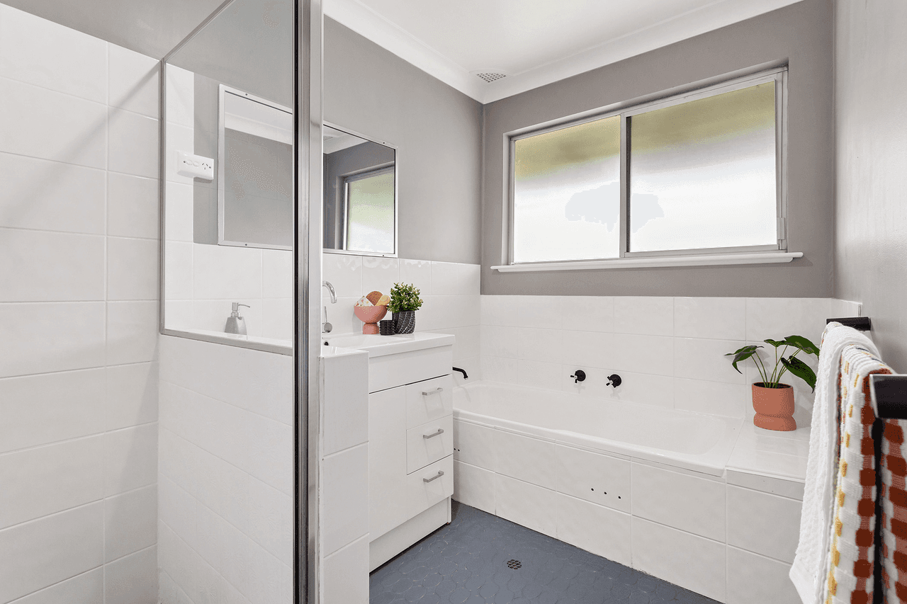 13 Nathan Close, Metford, NSW 2323