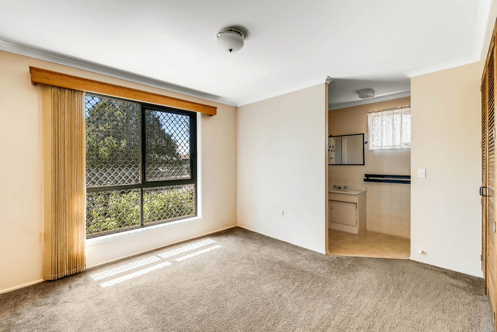 10 Jason Street, WILSONTON HEIGHTS, QLD 4350