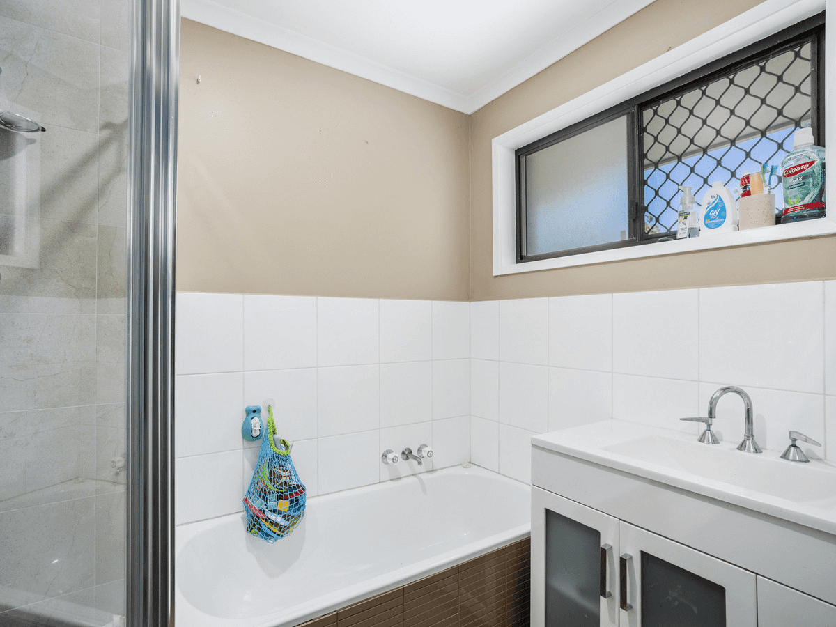 37 Balyando Drive, NERANG, QLD 4211