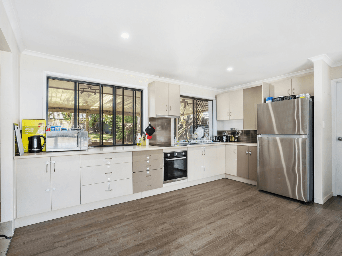 37 Balyando Drive, NERANG, QLD 4211