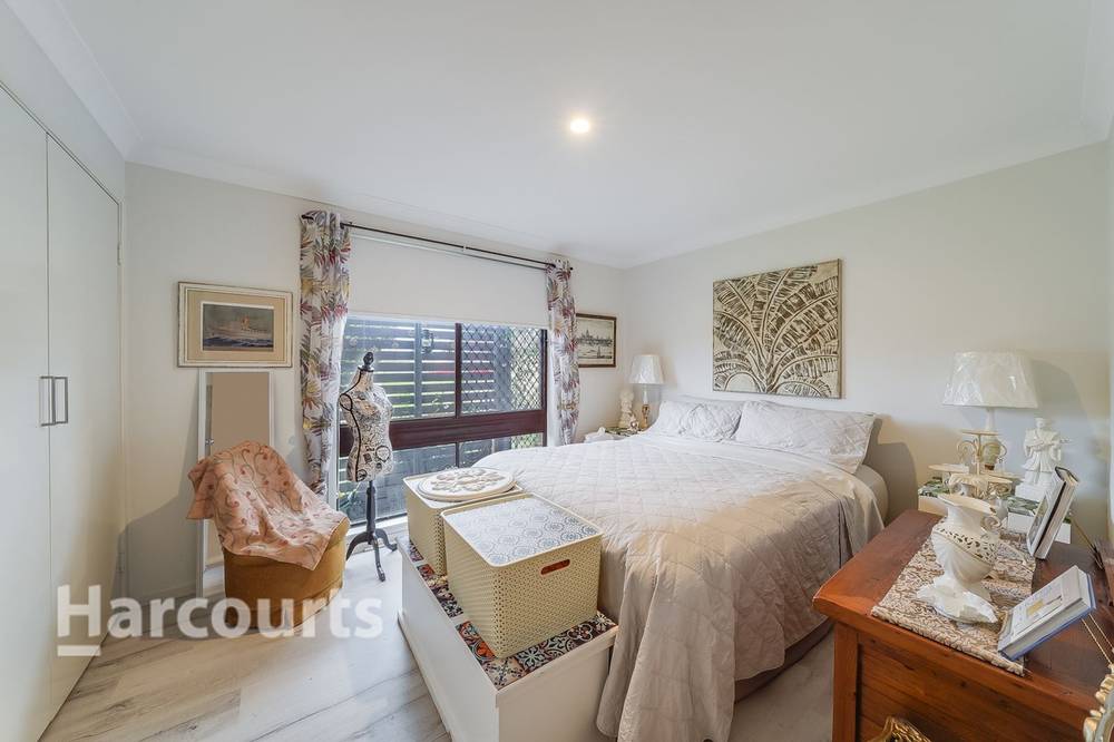 1/2  Falstaff Place, Rosemeadow, NSW 2560