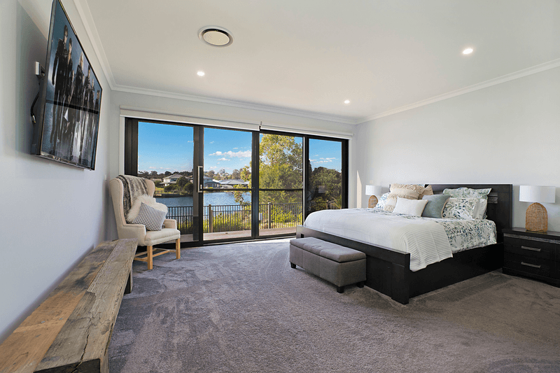 102 Grand Parade, RUTHERFORD, NSW 2320