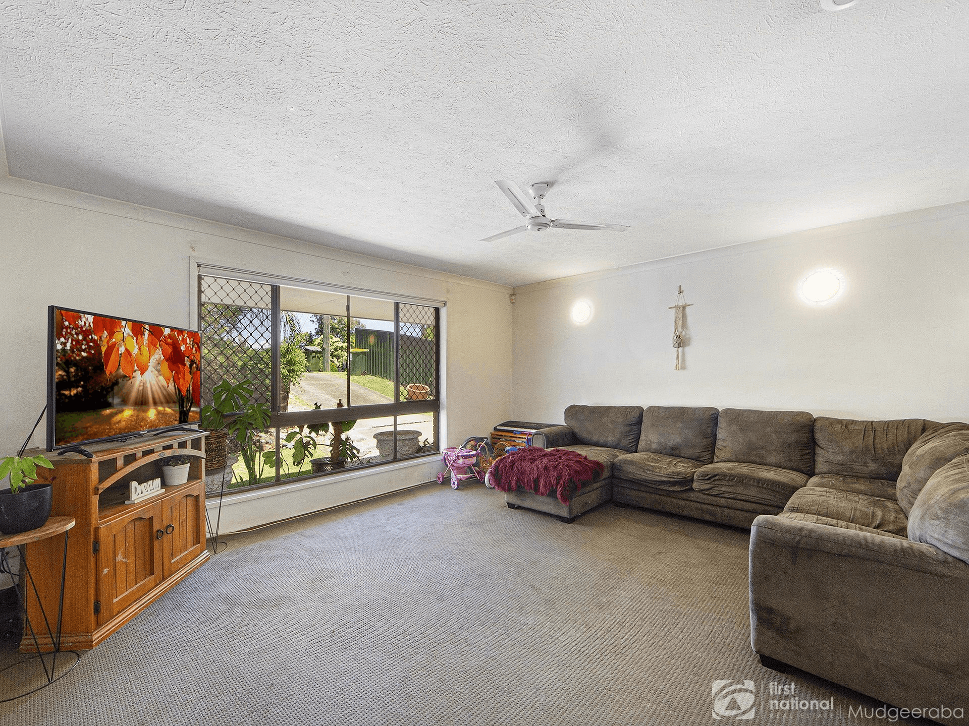 14 Rainbow Drive, Mudgeeraba, QLD 4213