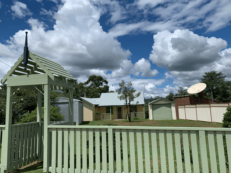 22 Binnia Street, COOLAH, NSW 2843