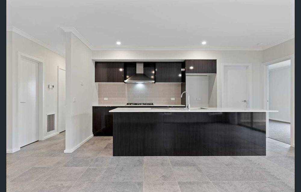 39 Wiltshire Boulevard, Thornhill Park, VIC 3335