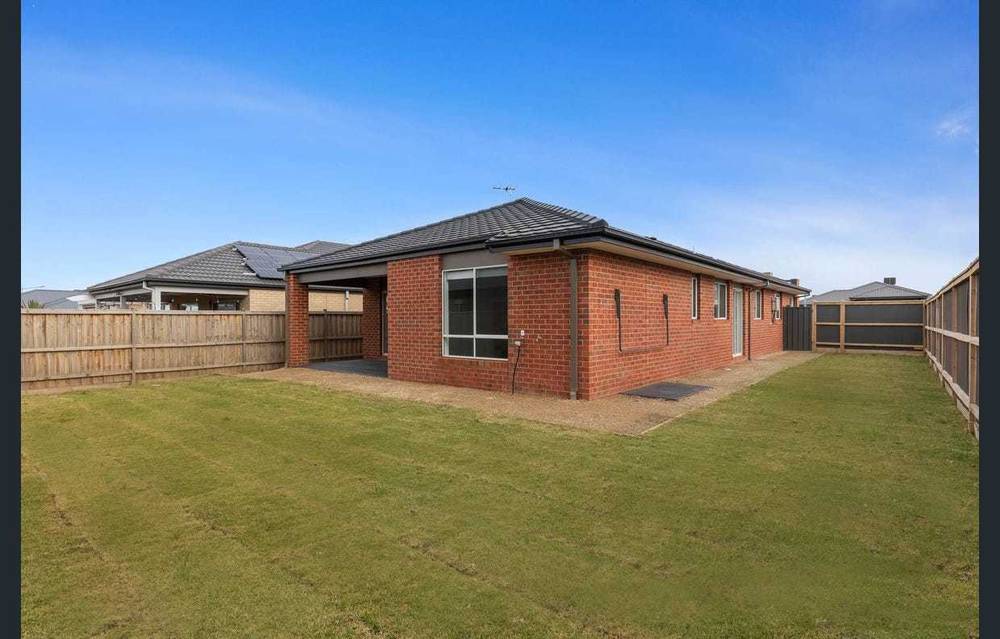 39 Wiltshire Boulevard, Thornhill Park, VIC 3335