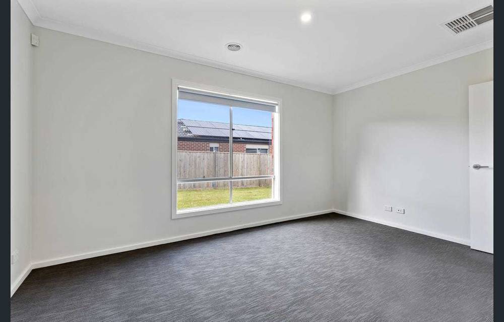 39 Wiltshire Boulevard, Thornhill Park, VIC 3335
