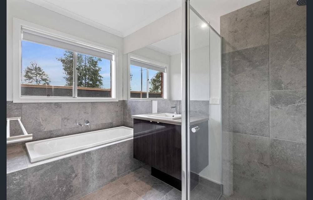 39 Wiltshire Boulevard, Thornhill Park, VIC 3335