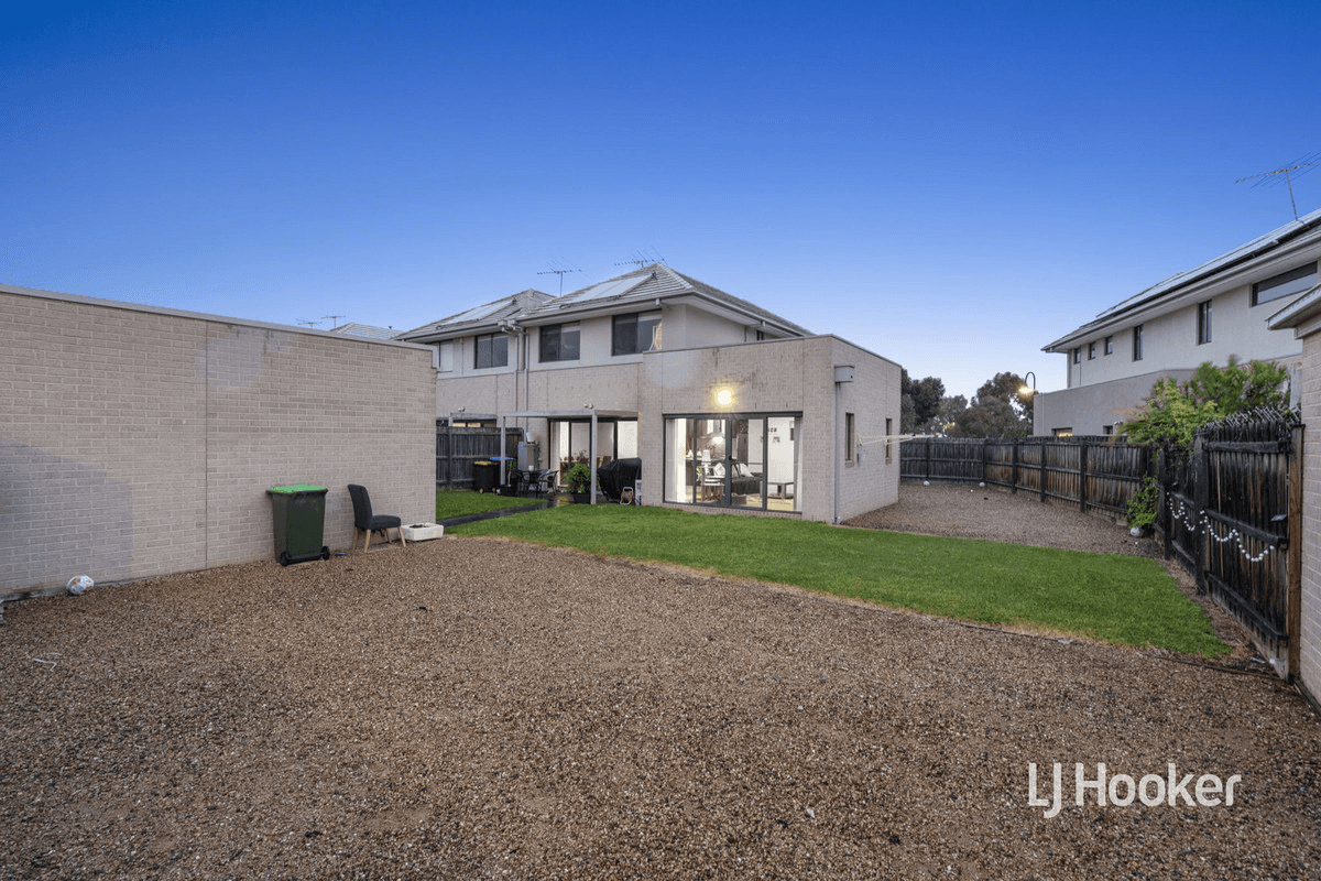 26 Kingsley Avenue, POINT COOK, VIC 3030