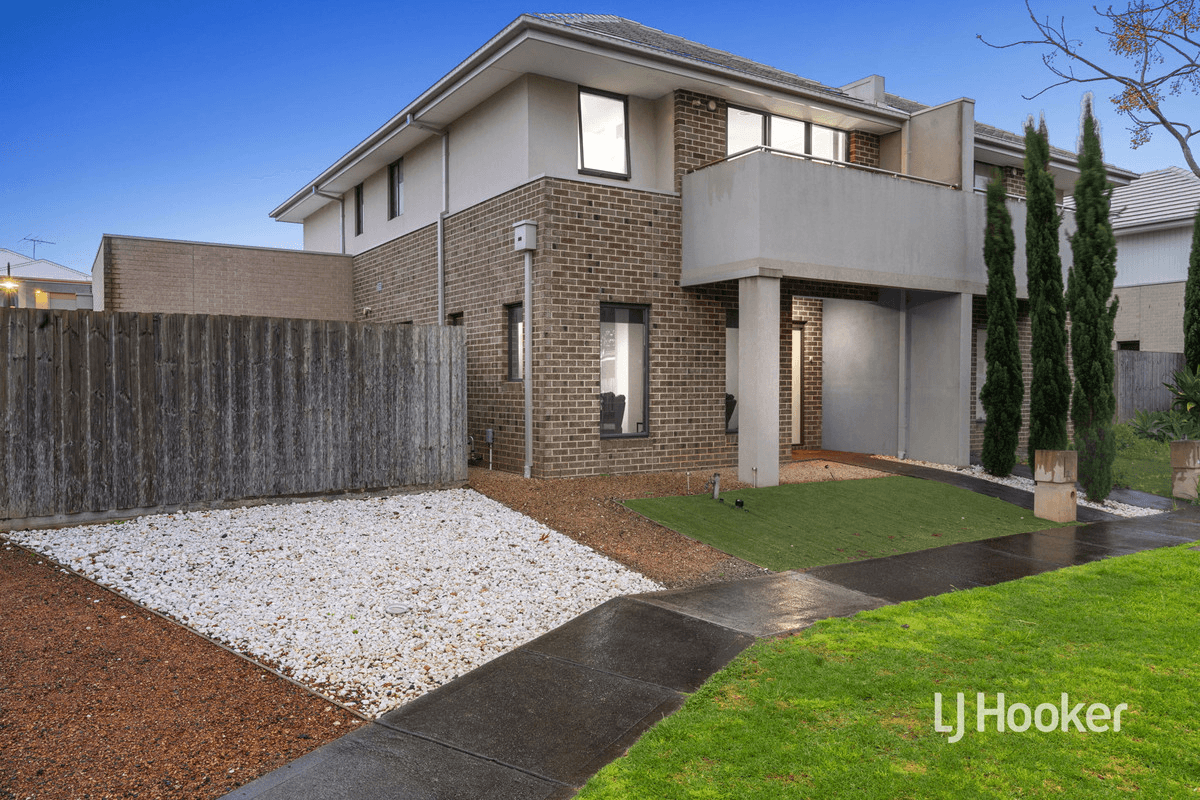 26 Kingsley Avenue, POINT COOK, VIC 3030