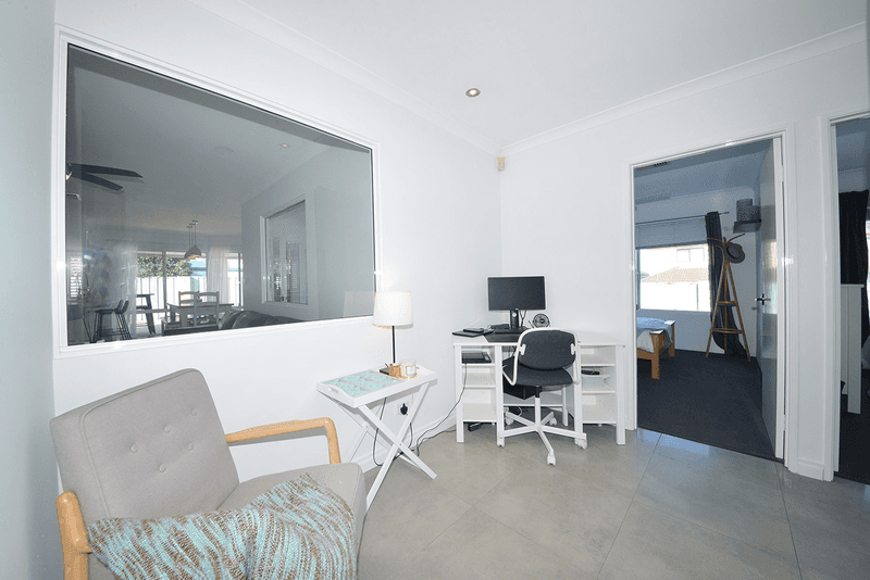 36 Rochester Drive, Mindarie, WA 6030