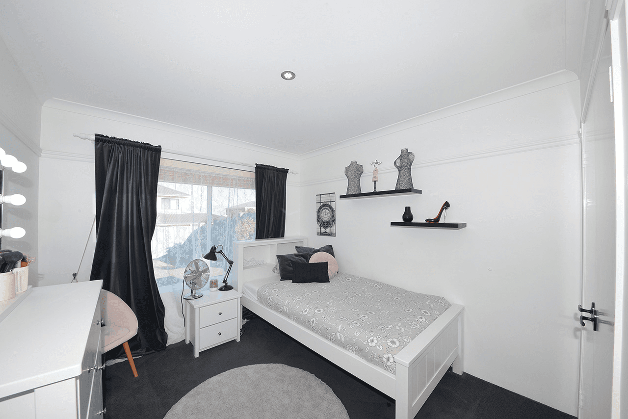 36 Rochester Drive, Mindarie, WA 6030