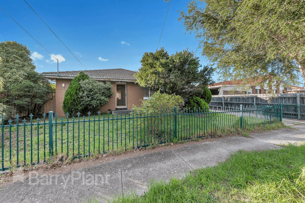 10 Tarlee Drive, Albanvale, VIC 3021