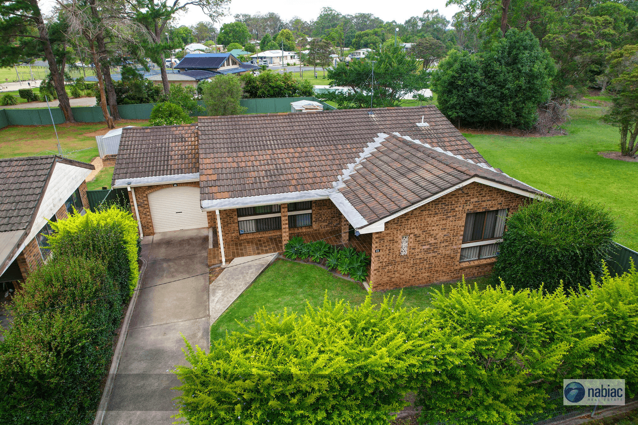 66 Clarkson St, Nabiac, NSW 2312