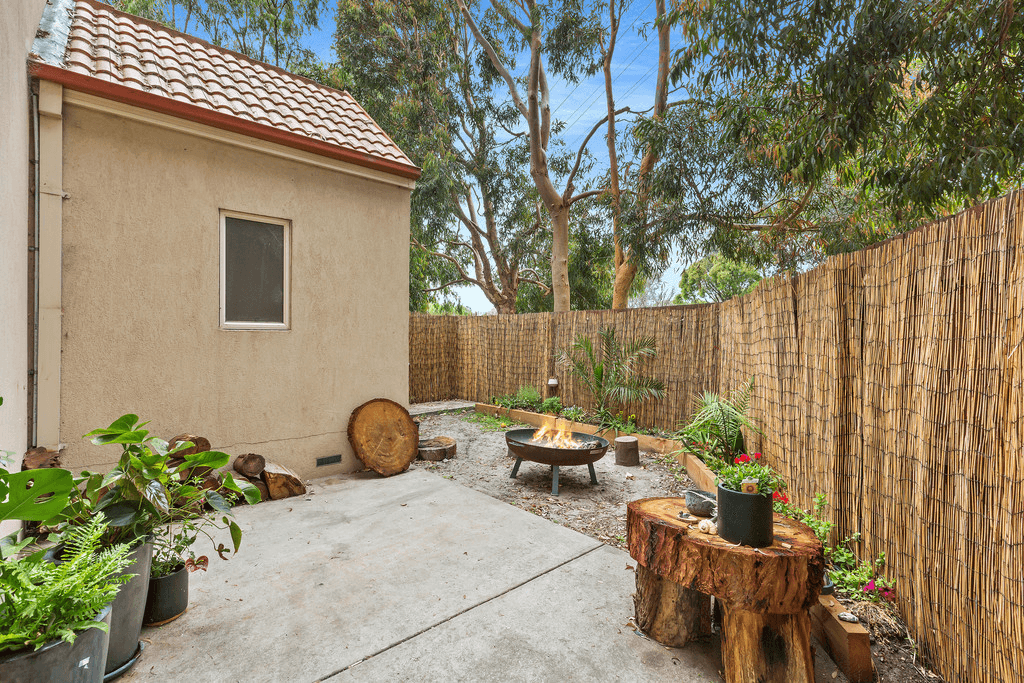 2 Bethune Court, SEAFORD, VIC 3198