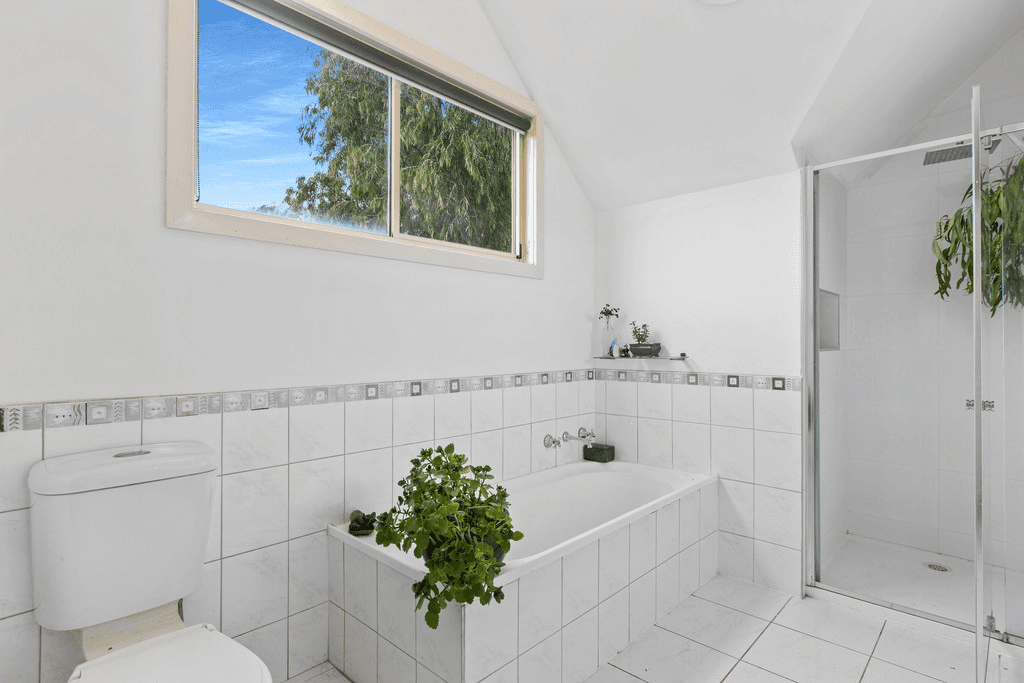 2 Bethune Court, SEAFORD, VIC 3198