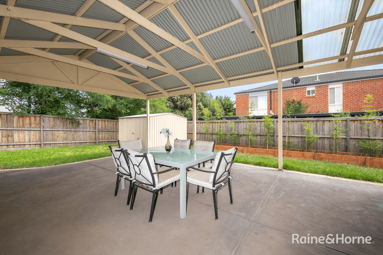 42 The Avenue, SUNBURY, VIC 3429