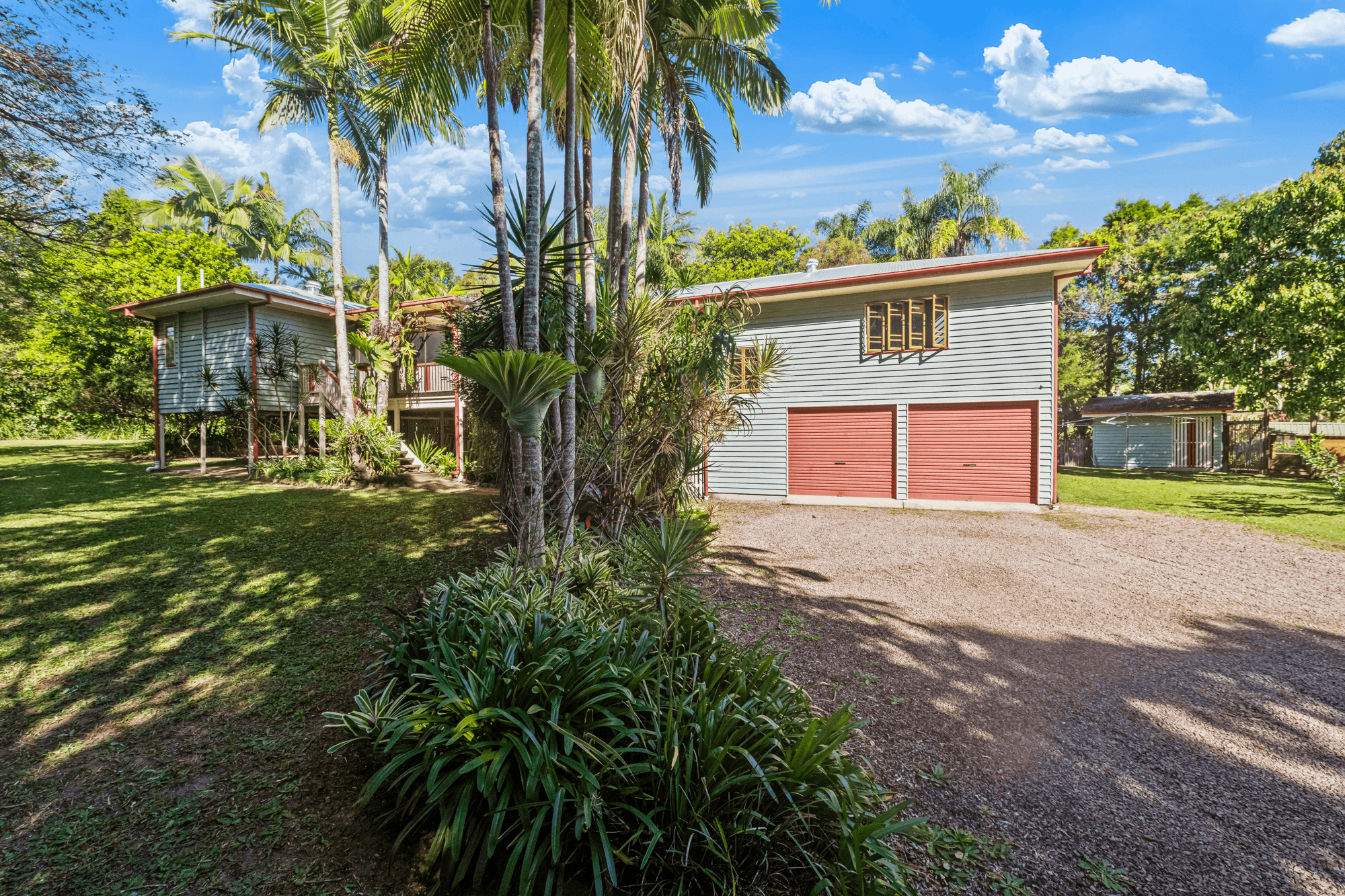 8 Rovera Road, GLASS HOUSE MOUNTAINS, QLD 4518