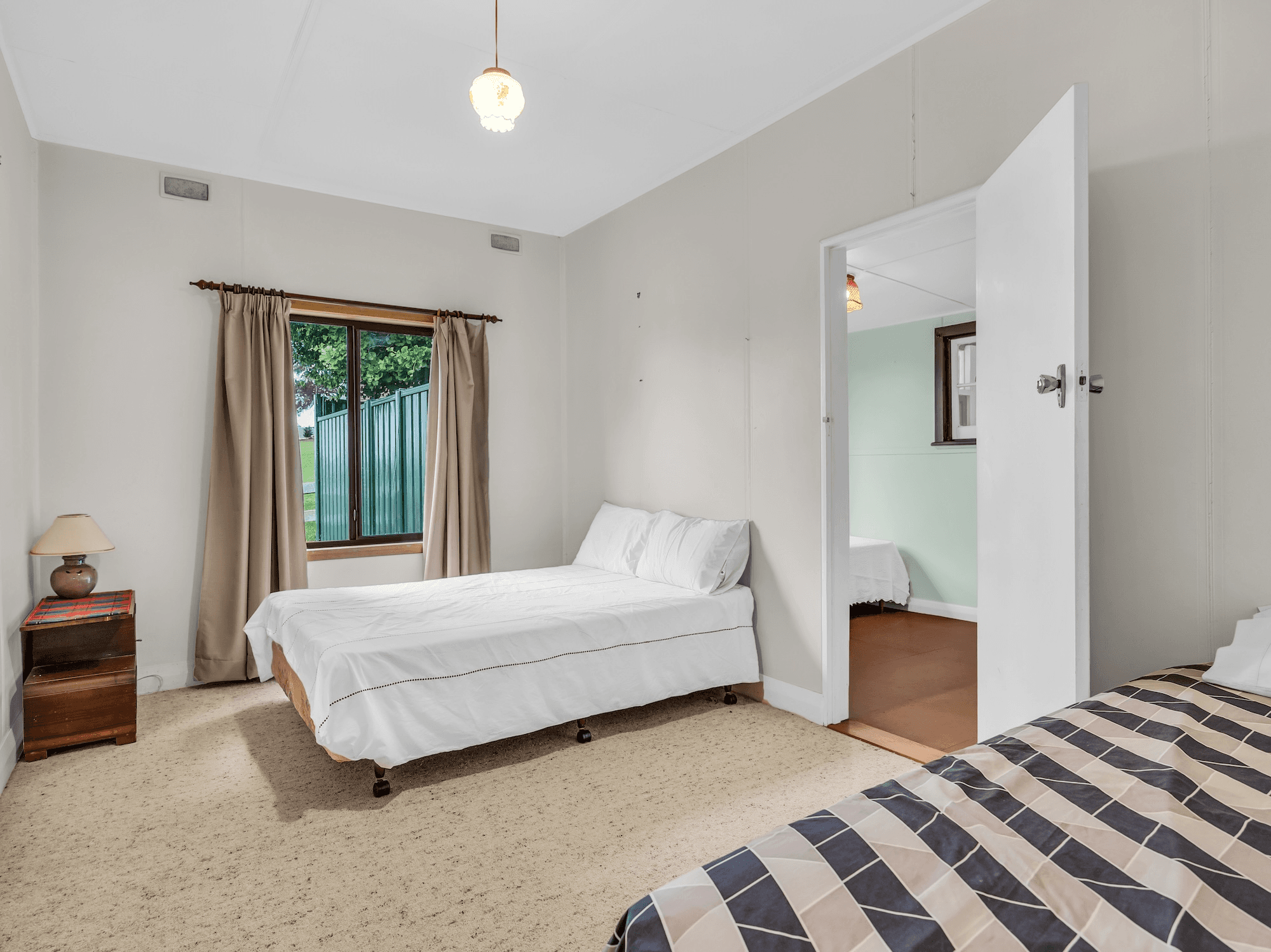 329 Lakeside Drive, MALLACOOTA, VIC 3892