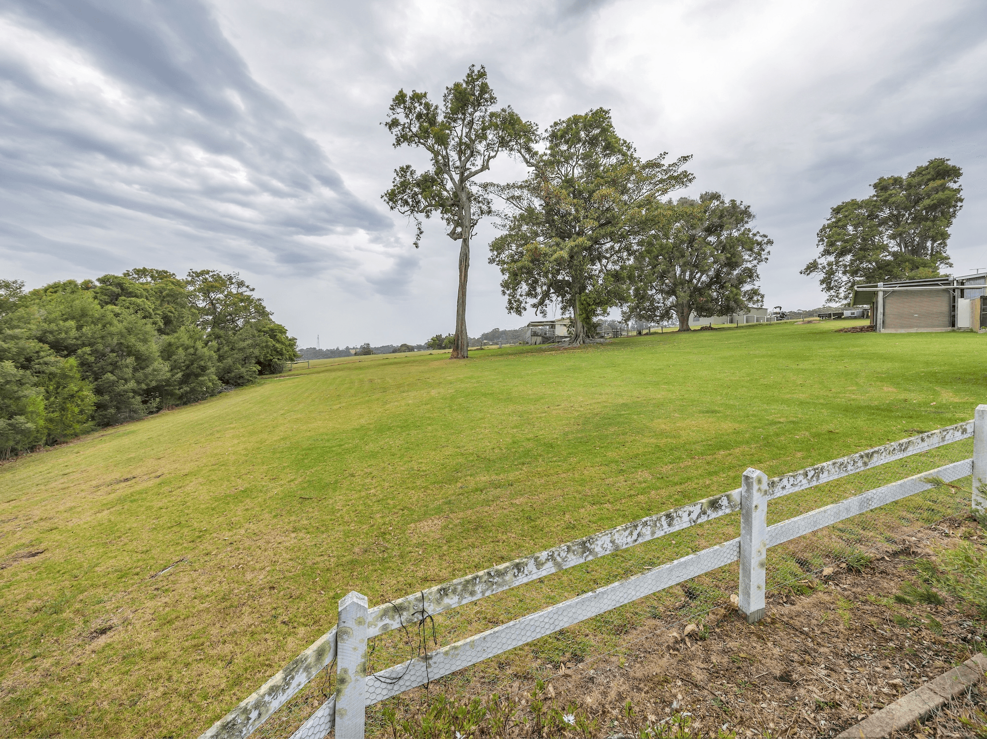 329 Lakeside Drive, MALLACOOTA, VIC 3892