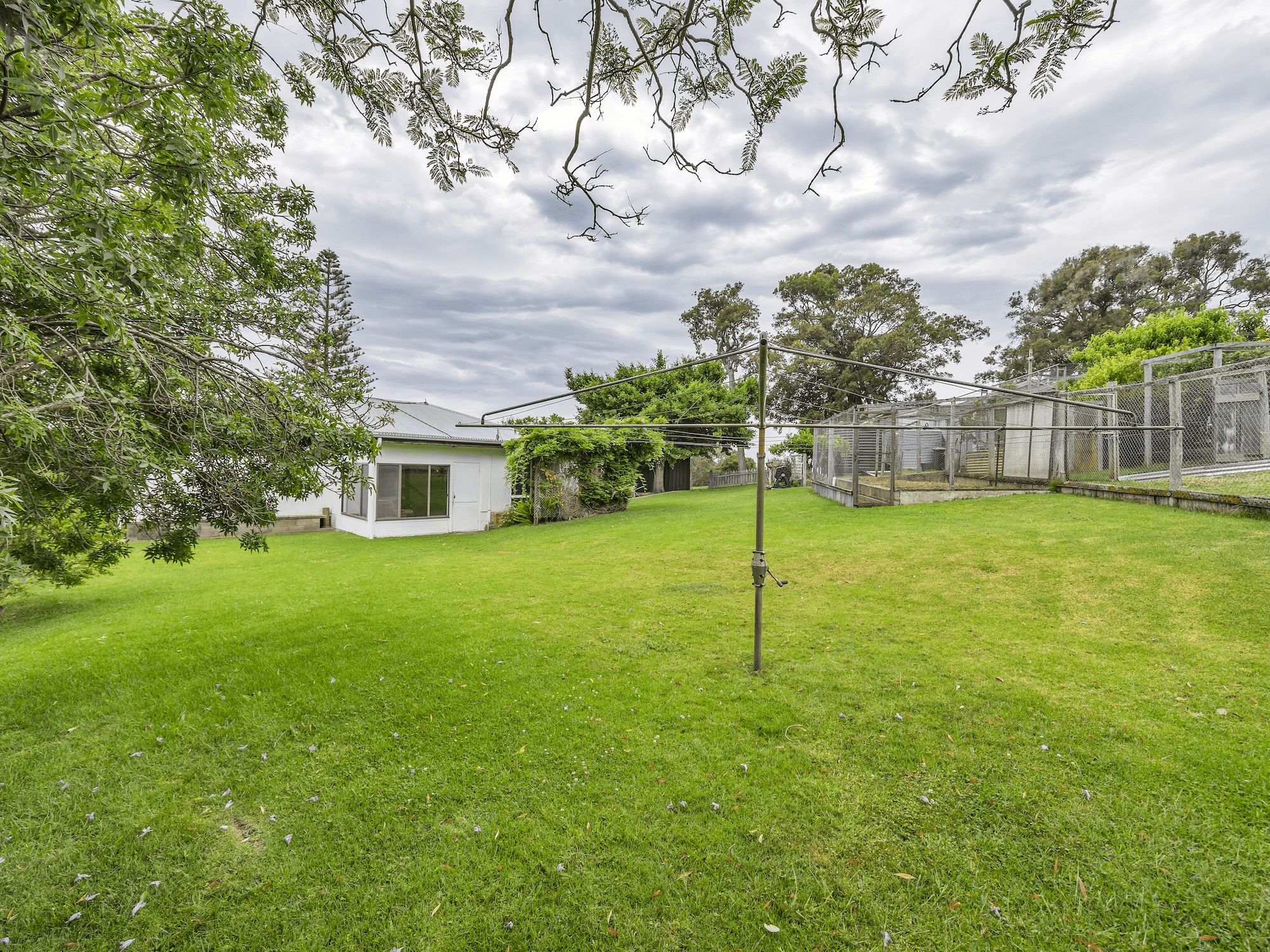 329 Lakeside Drive, MALLACOOTA, VIC 3892