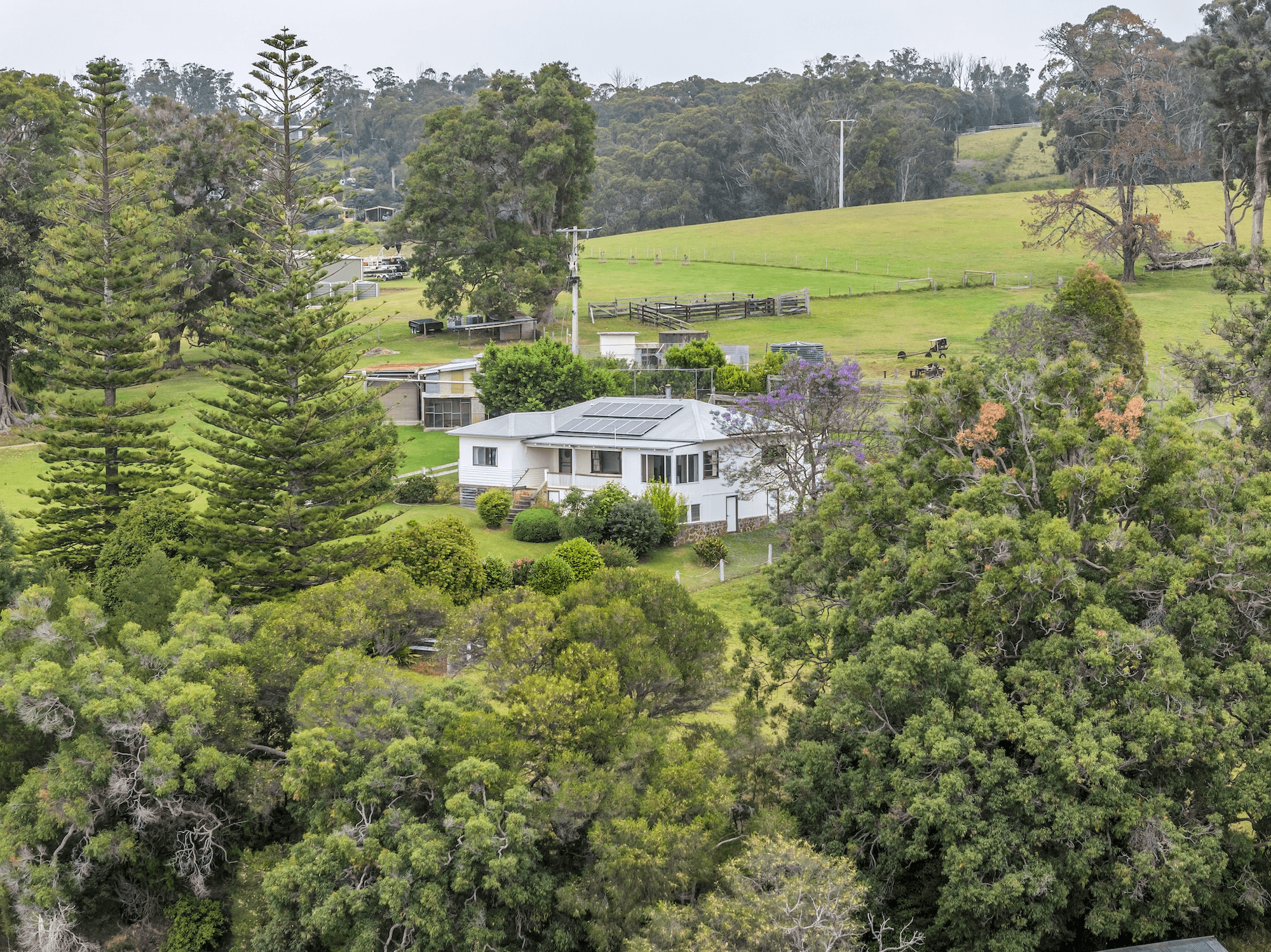 329 Lakeside Drive, MALLACOOTA, VIC 3892
