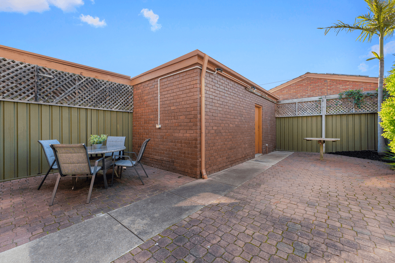 2/45 Russell Street, Glenelg North, SA 5045