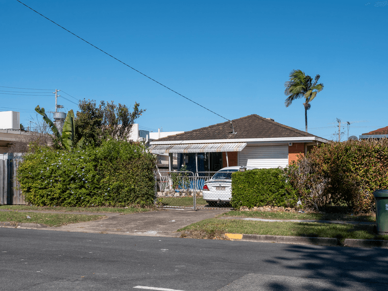 2 Domnick Street, CABOOLTURE SOUTH, QLD 4510