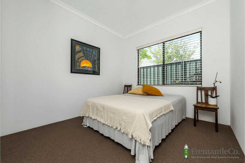 22 Graduate Way, Coolbellup, WA 6163