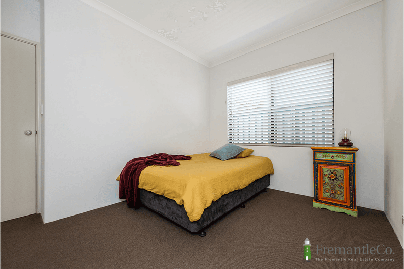 22 Graduate Way, Coolbellup, WA 6163