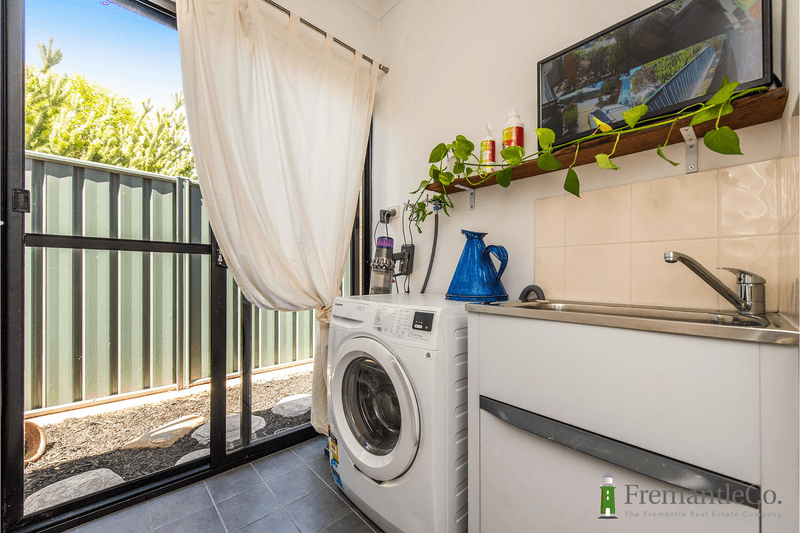 22 Graduate Way, Coolbellup, WA 6163