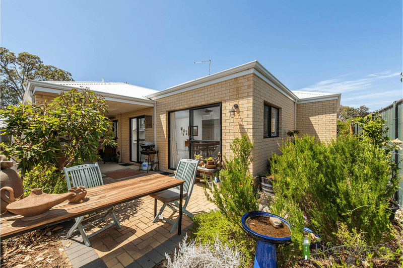 22 Graduate Way, Coolbellup, WA 6163