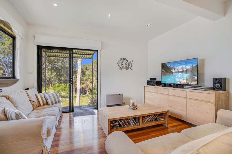 17 Anthony Crescent, KILLCARE, NSW 2257