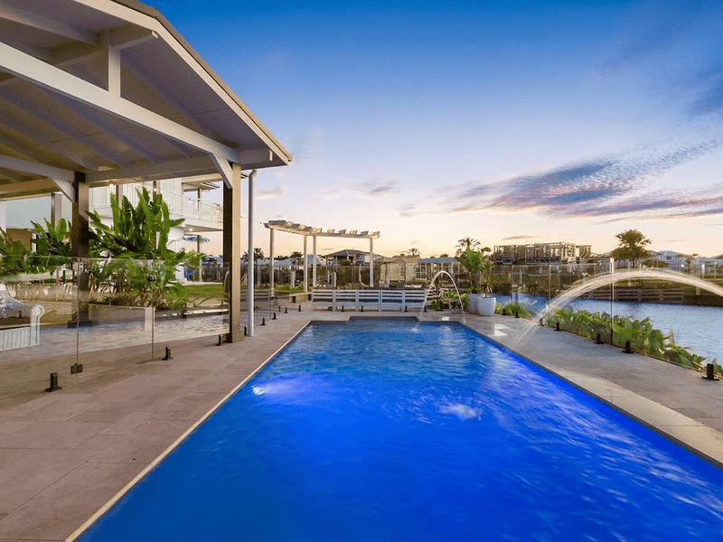 49 The Peninsula, BANKSIA BEACH, QLD 4507