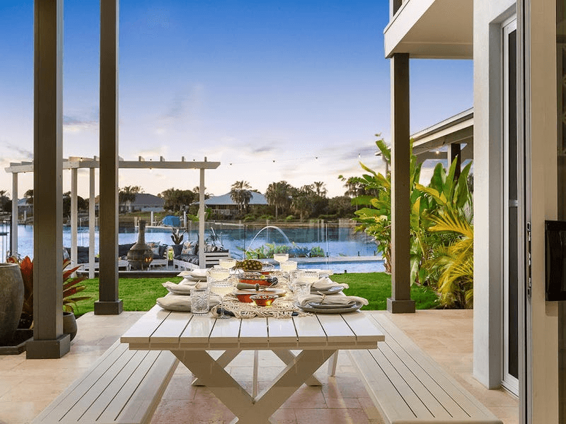 49 The Peninsula, BANKSIA BEACH, QLD 4507