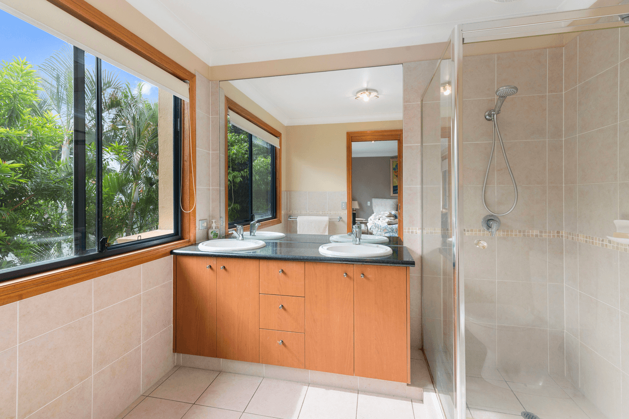 1/32 Wyberba Street, TUGUN, QLD 4224