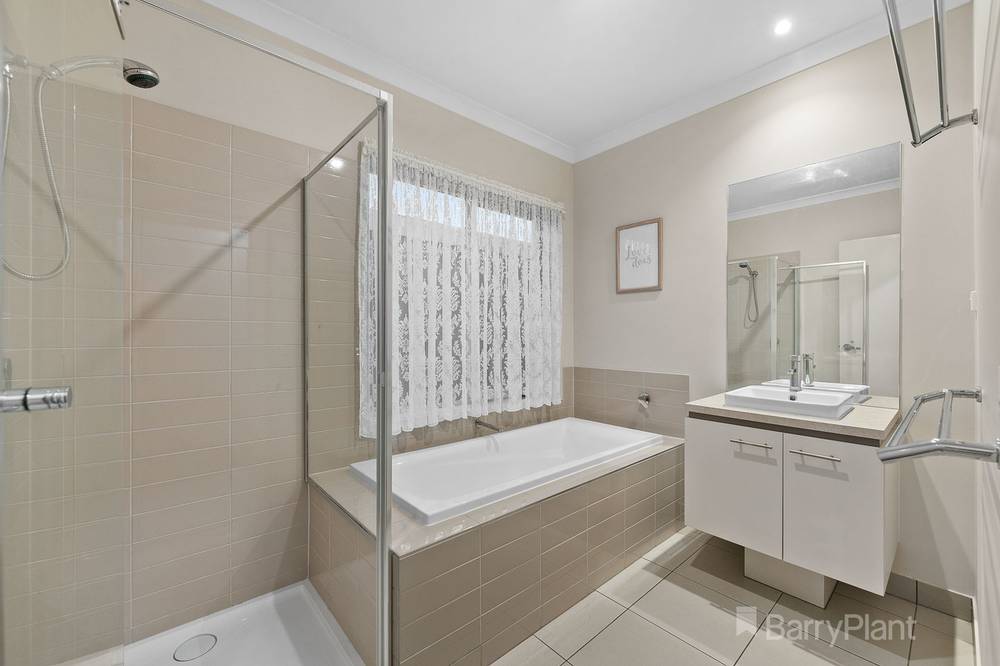 7 Carnegie Street, Officer, VIC 3809