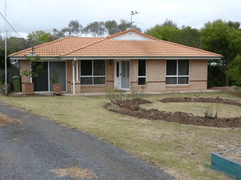 10 Claire Lee Crescent, KINGSTHORPE, QLD 4400